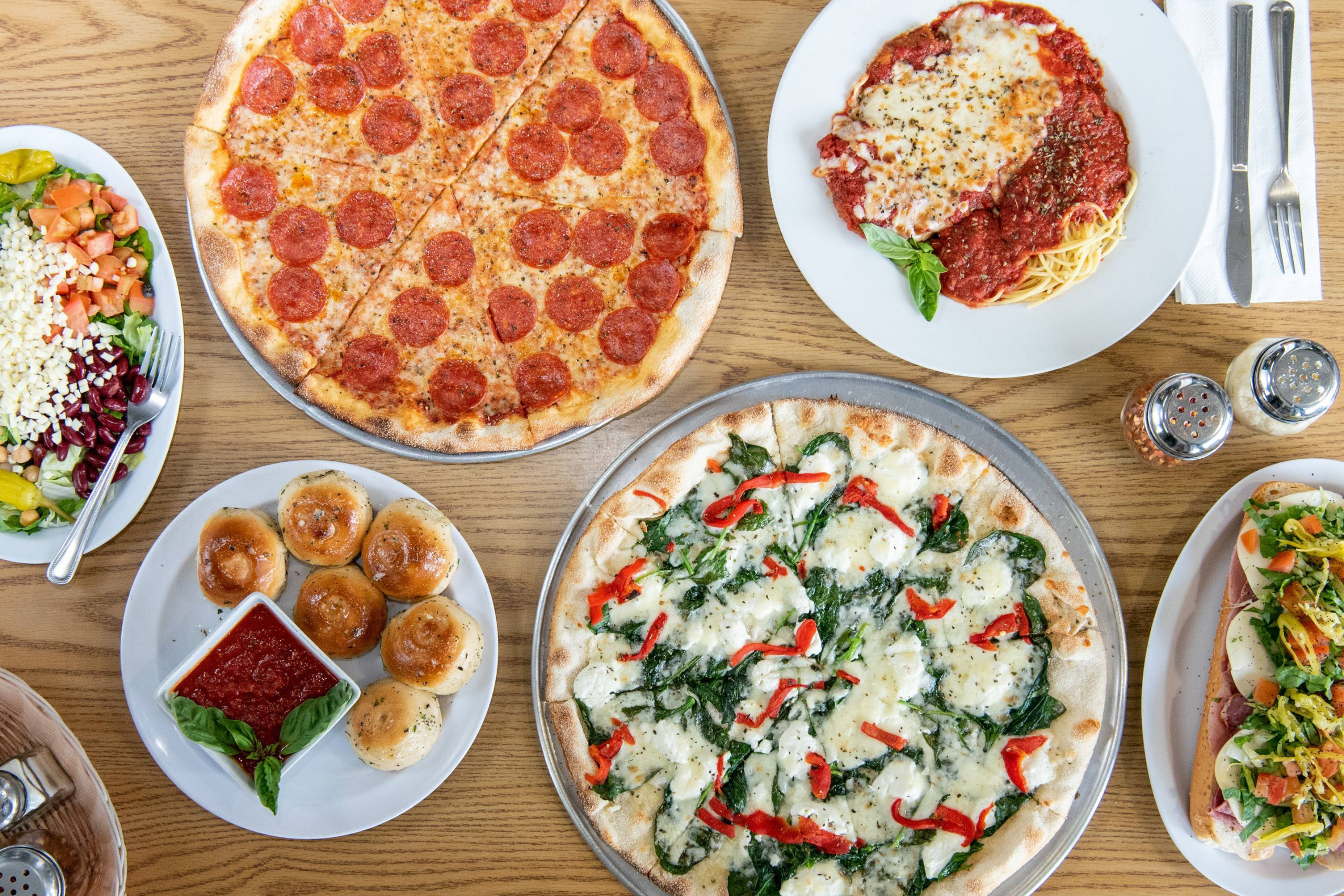 D’Amore’s Pizza brick oven Italian restaurant at Skyline Center in Thousand Oaks