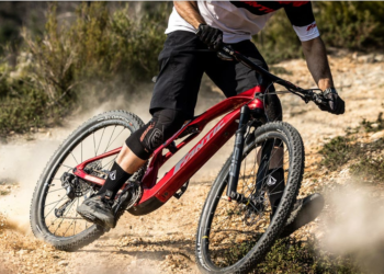 Adventure eBike Company bicycle and eBike shop at Skyline Center in Thousand Oaks