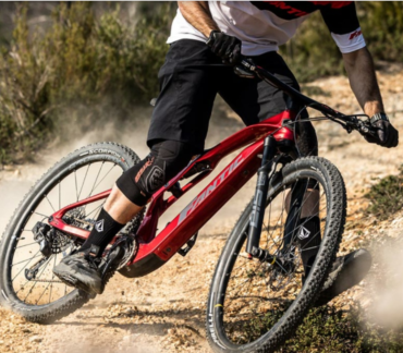 Adventure eBike Company bicycle and eBike shop at Skyline Center in Thousand Oaks